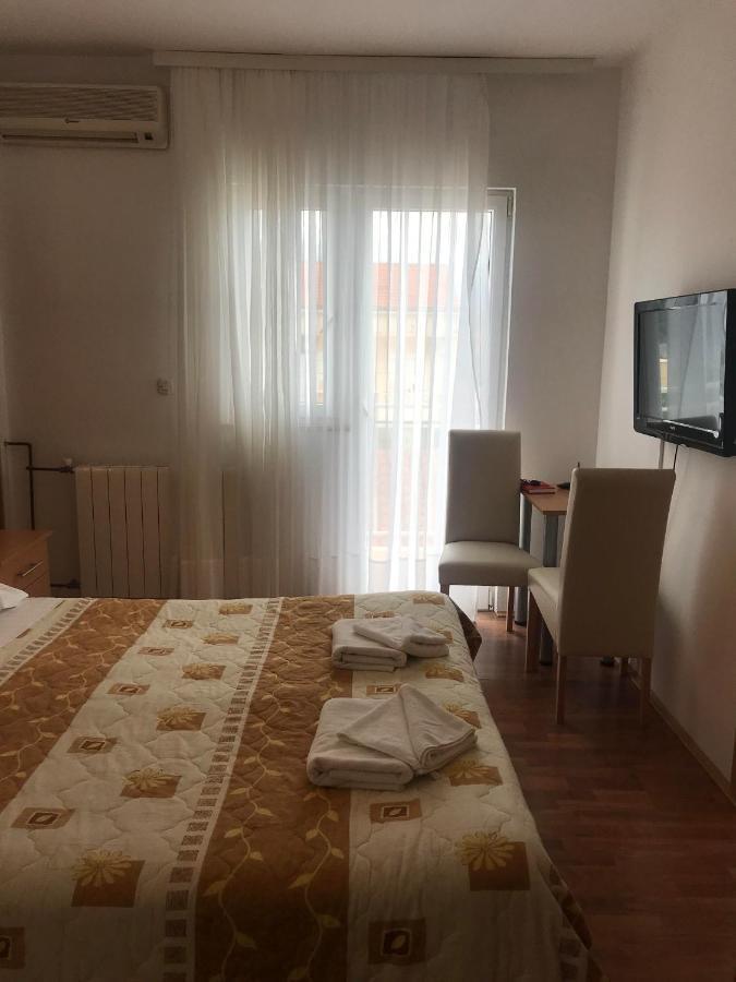 Cosy Sun-Splashed Bedroom - Pansion Hajduk Korčula Eksteriør billede
